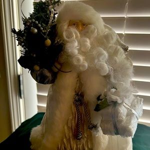 Beautiful Vintage White Santa Tree Topper Carrying Presents And Xmas Tree
